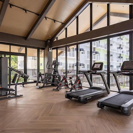 Appartement Amani 237, 3 Minutes To Airport, With Gym & Pool, Free Netflix, Fast Wi-Fi à Île de Mactan Extérieur photo